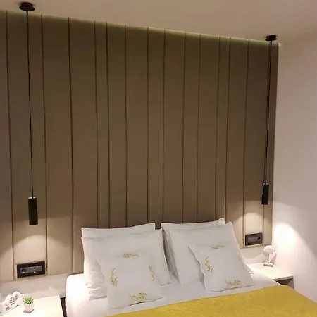 Le Soleil Guest house 4*
