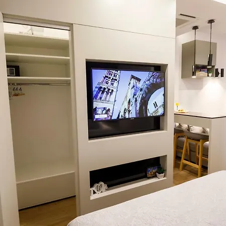 Le Soleil Guest house